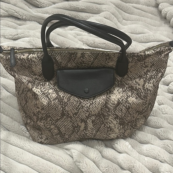 Banana Republic Bundle Snake Print Tote Bag and Wallet - Picture 2 of 16